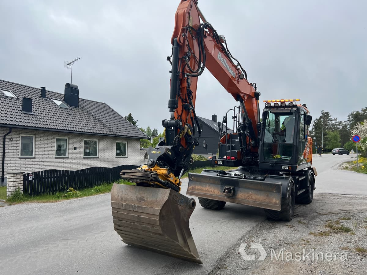 Hjulgrävare Doosan DX165W-5 med tillbehör - Escavadora de rastos: foto 2 Hjulgrävare Doosan DX165W-5 med tillbehör - Escavadora de rastos: foto 2