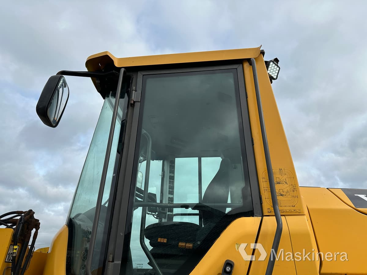 Pá carregadora de rodas Hjullastare Volvo L60G: foto 43