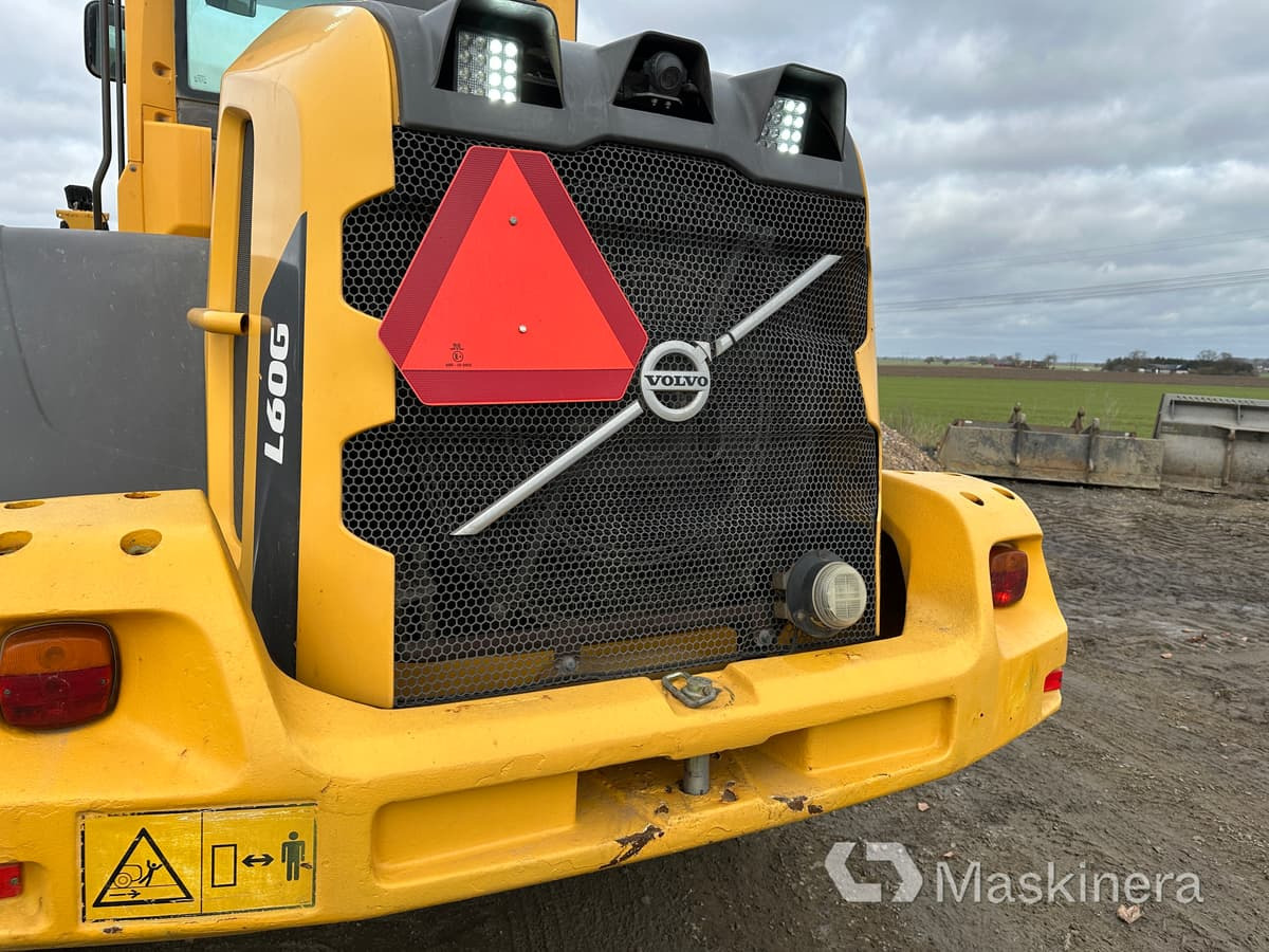 Pá carregadora de rodas Hjullastare Volvo L60G: foto 15
