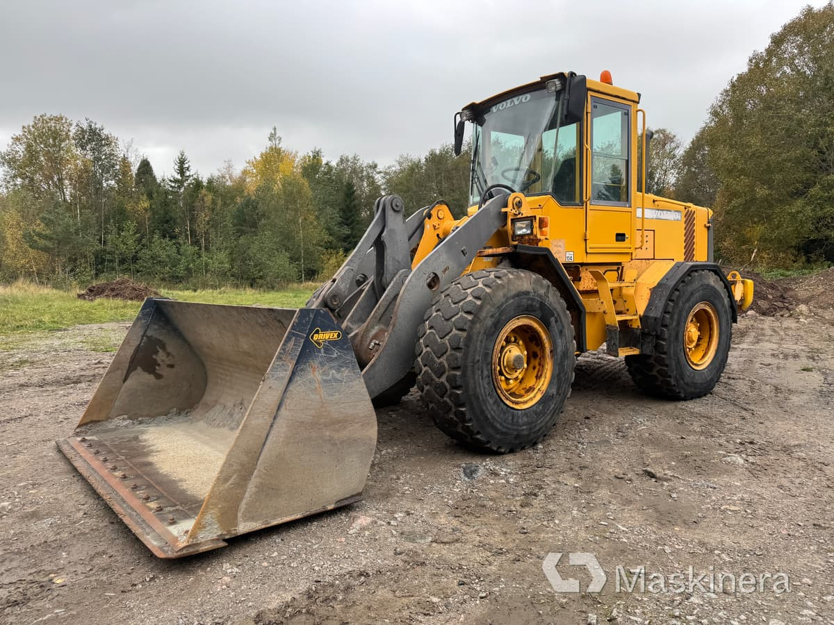 Hjullastare Volvo L70D - Pá carregadora de rodas: foto 1 Hjullastare Volvo L70D - Pá carregadora de rodas: foto 1