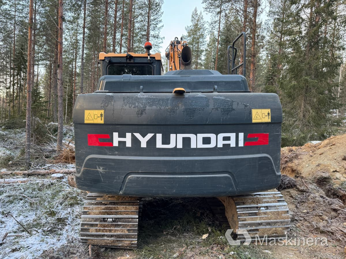 Hyundai HX 140 L Grävmaskin Hyundai HX140 L med tillbehör - Escavadora de rastos: foto 4 Hyundai HX 140 L Grävmaskin Hyundai HX140 L med tillbehör - Escavadora de rastos: foto 4