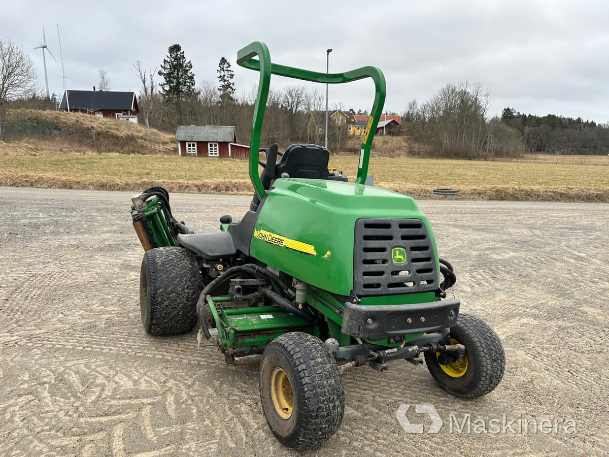 John Deere 7700 PC FM PrecisionCut Fairwayklippare - Cortador de grama: foto 4 John Deere 7700 PC FM PrecisionCut Fairwayklippare - Cortador de grama: foto 4