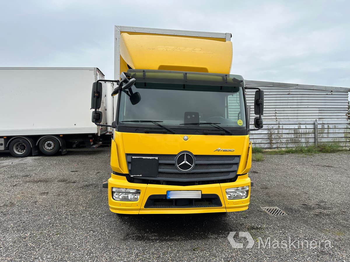 Lastbil Mercedes-Benz Atego - Camião furgão: foto 2 Lastbil Mercedes-Benz Atego - Camião furgão: foto 2