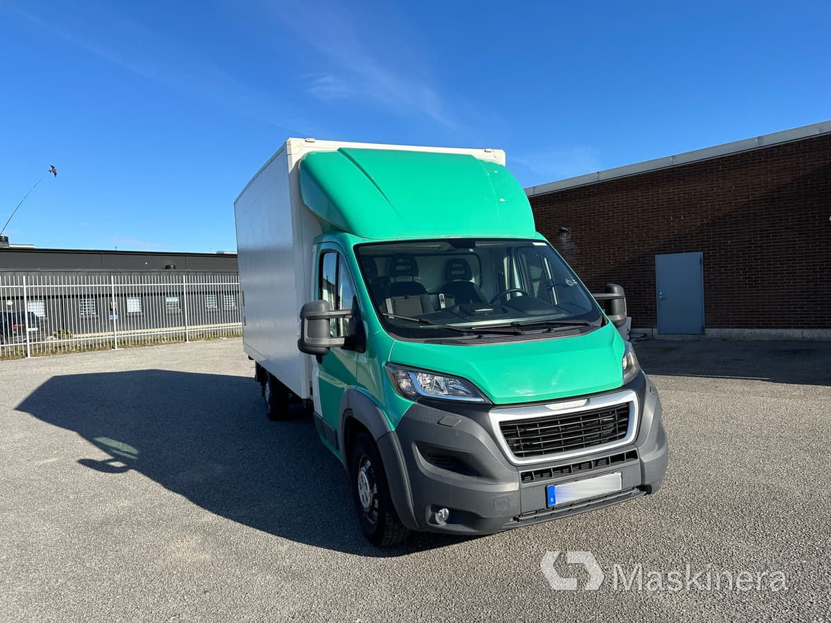 Lastbil Peugeot Boxer 2017 - Carrinha de contentor: foto 3 Lastbil Peugeot Boxer 2017 - Carrinha de contentor: foto 3