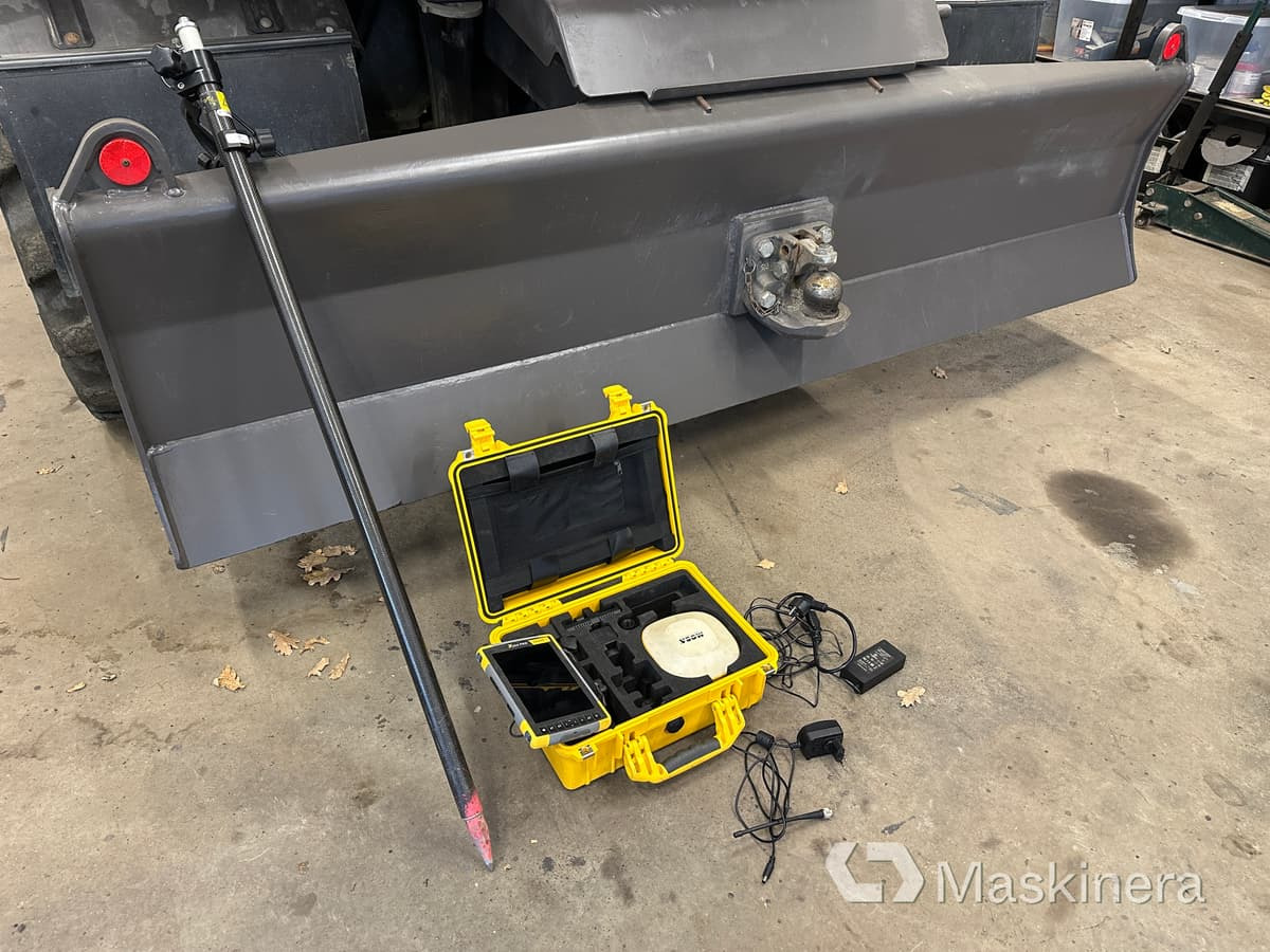 MOBA Xsite Pad GNSS Rover mätstav komplett - Sistema elétrico por Máquina de construção: foto 2 MOBA Xsite Pad GNSS Rover mätstav komplett - Sistema elétrico por Máquina de construção: foto 2