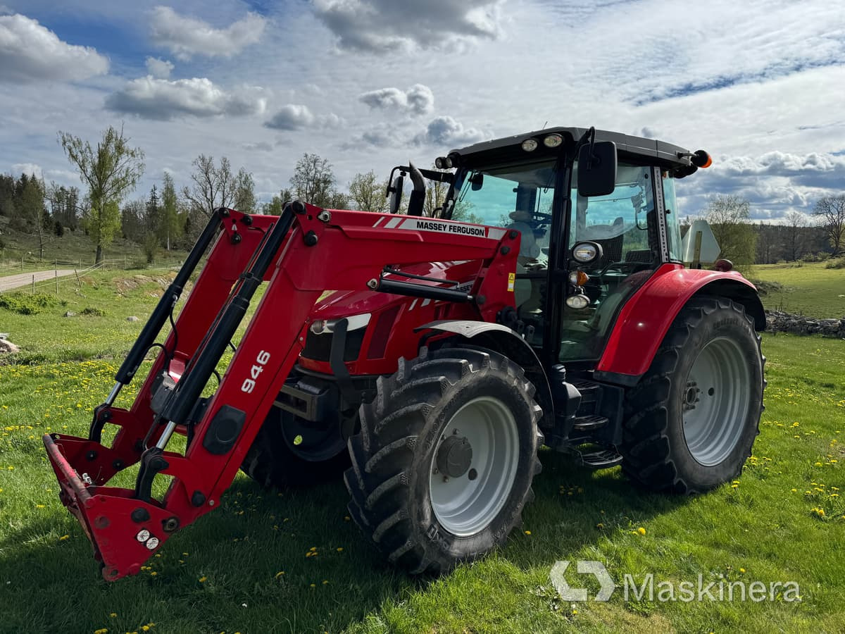 Massey Ferguson 5610 Traktor Massey Ferguson MF 5610 - Trator: foto 1 Massey Ferguson 5610 Traktor Massey Ferguson MF 5610 - Trator: foto 1