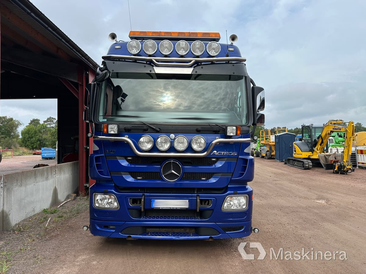 Mercedes Benz 930.24 3260L Krokbil Mercedes Benz 3260L med Cameleont - Camião polibenne: foto 2 Mercedes Benz 930.24 3260L Krokbil Mercedes Benz 3260L med Cameleont - Camião polibenne: foto 2