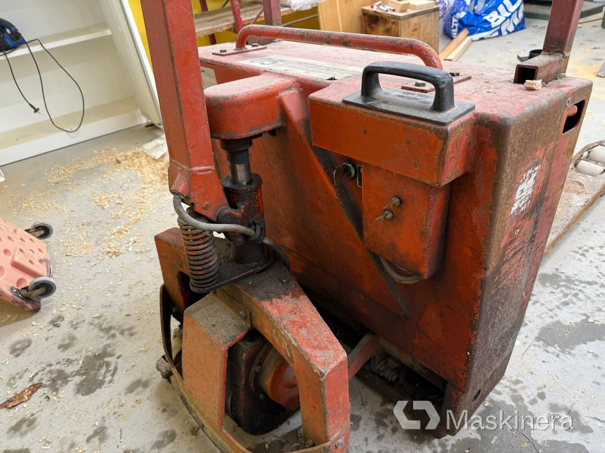 Leasing de  Pallyft BT-truck PPT 1250 E ink laddare Pallyft BT-truck PPT 1250 E ink laddare: foto 6