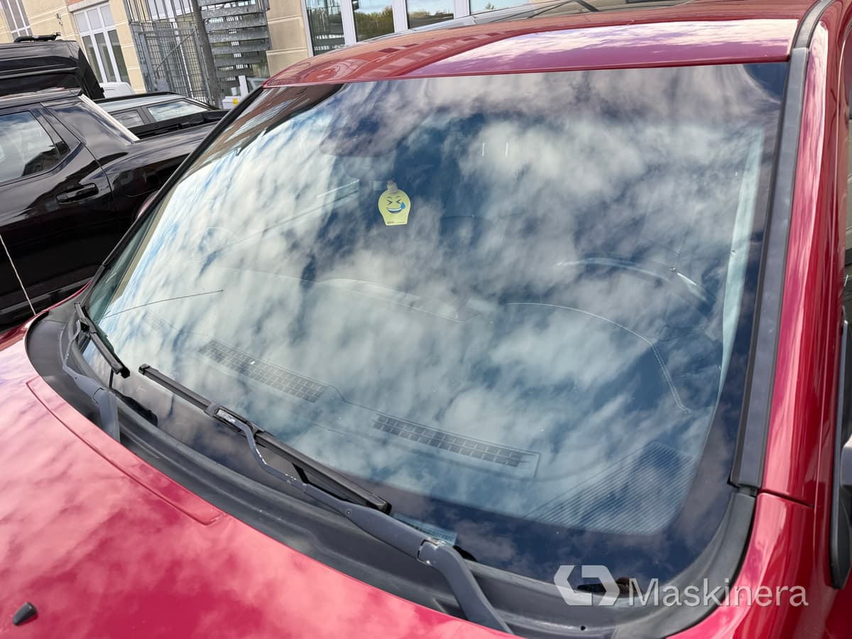 Furgão compacto Pickup Dodge Ram 1500 Crew Cab 5.7L V8 HEMI: foto 26 Furgão compacto Pickup Dodge Ram 1500 Crew Cab 5.7L V8 HEMI: foto 26