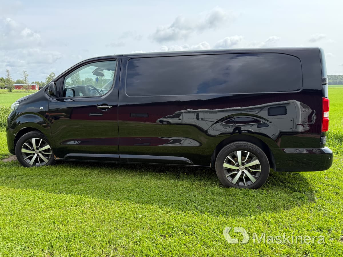 Skåpbil Toyota Proace 2,0 D - Furgão: foto 2 Skåpbil Toyota Proace 2,0 D - Furgão: foto 2