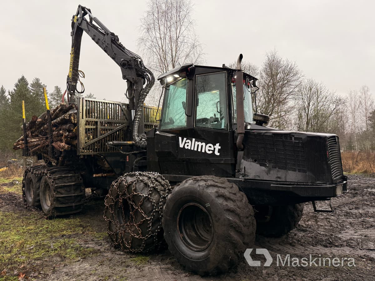 Skotare Valmet 890.1 - Forwarder: foto 3 Skotare Valmet 890.1 - Forwarder: foto 3