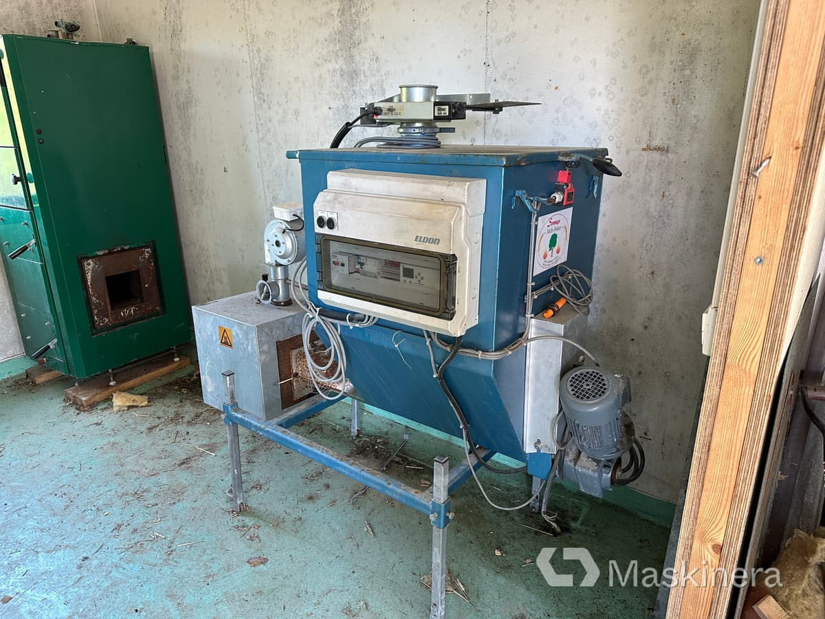 Sonnys Maskiner AB 240-32 Värmesystem Magasin/Stoker Brännare Panna Ackumulatortankar - Aquecedor industrial: foto 2 Sonnys Maskiner AB 240-32 Värmesystem Magasin/Stoker Brännare Panna Ackumulatortankar - Aquecedor industrial: foto 2