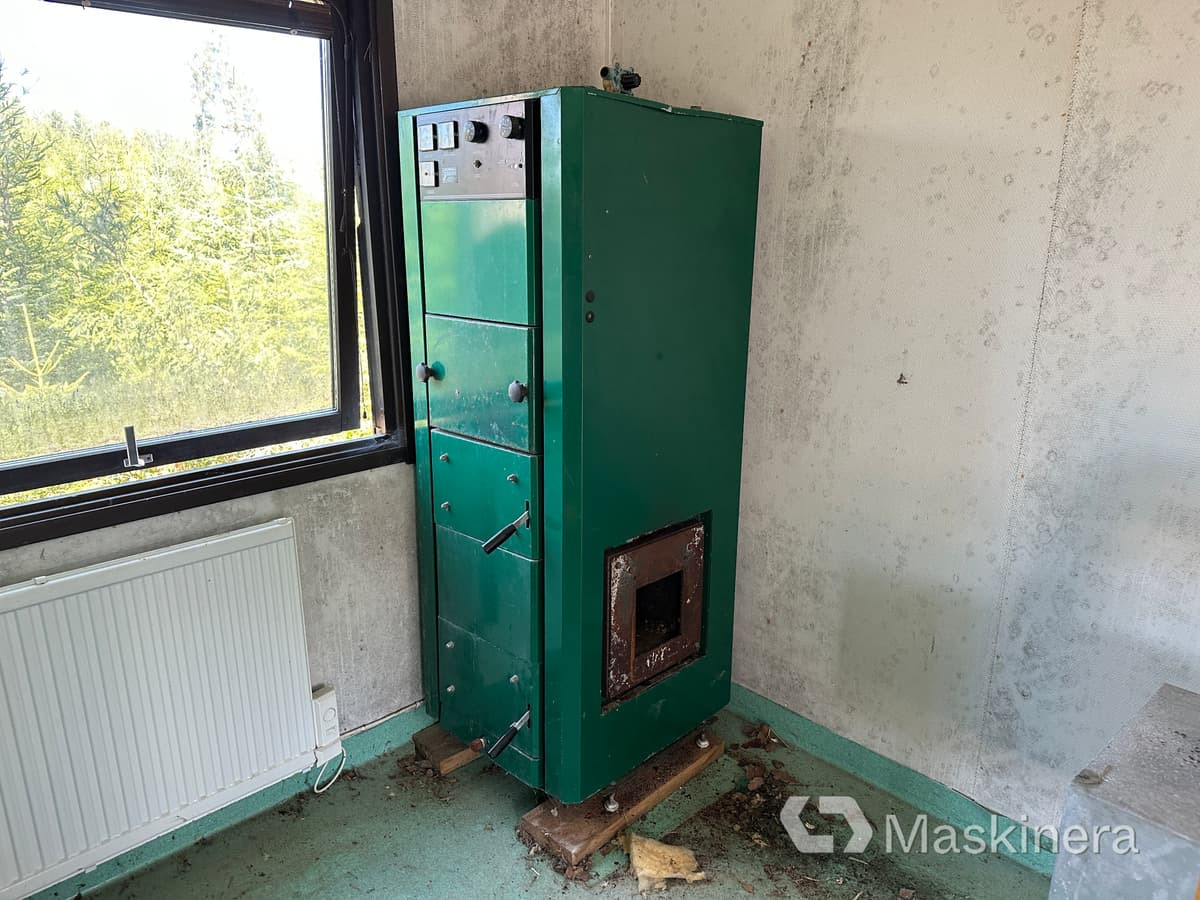 Sonnys Maskiner AB 240-32 Värmesystem Magasin/Stoker Brännare Panna Ackumulatortankar - Aquecedor industrial: foto 3 Sonnys Maskiner AB 240-32 Värmesystem Magasin/Stoker Brännare Panna Ackumulatortankar - Aquecedor industrial: foto 3