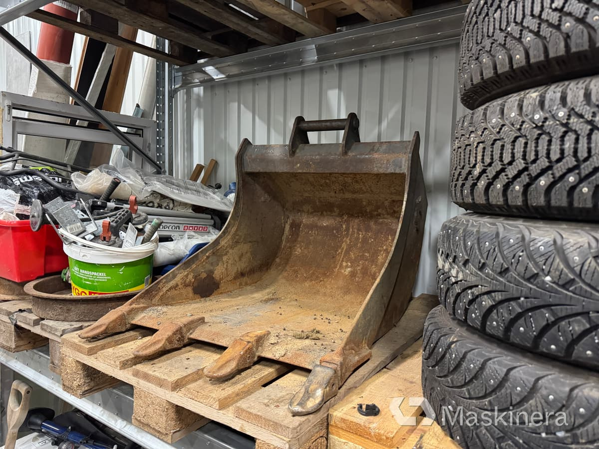 Tandad Grävskopa Götene G 230 S40 - Balde escavadora: foto 1 Tandad Grävskopa Götene G 230 S40 - Balde escavadora: foto 1