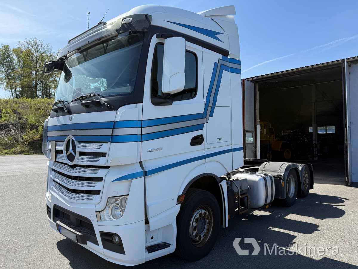 Dragbil Mercedes-Benz Actros 2545 - Tractor: foto 1 Dragbil Mercedes-Benz Actros 2545 - Tractor: foto 1