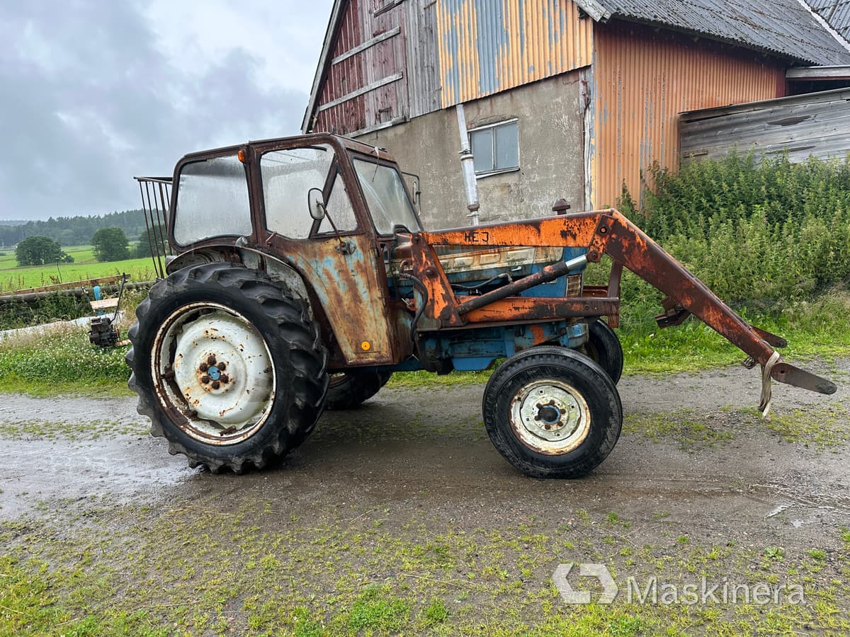 Traktor Ford Major 4000 - Trator: foto 3 Traktor Ford Major 4000 - Trator: foto 3
