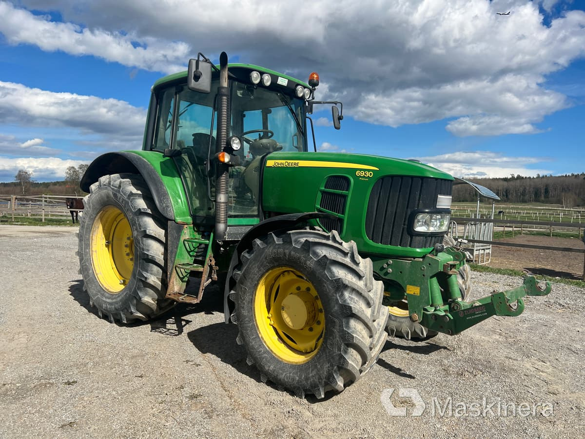 Traktor John Deere 6930 Premium med frontlyft - Trator: foto 3 Traktor John Deere 6930 Premium med frontlyft - Trator: foto 3