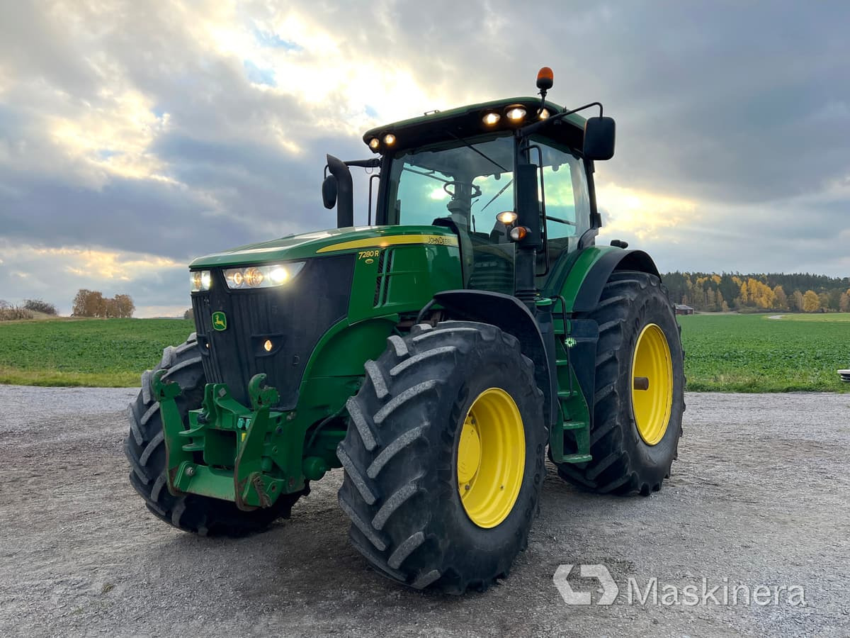 Traktor John Deere 7280R med dubbelmontage & GPS - Trator: foto 1 Traktor John Deere 7280R med dubbelmontage & GPS - Trator: foto 1