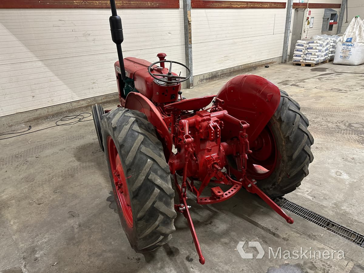 Veterantraktor Volvo BM 320 - Trator: foto 5 Veterantraktor Volvo BM 320 - Trator: foto 5