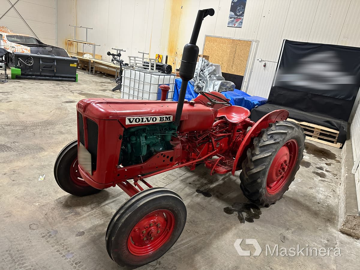 Veterantraktor Volvo BM 320 - Trator: foto 3 Veterantraktor Volvo BM 320 - Trator: foto 3