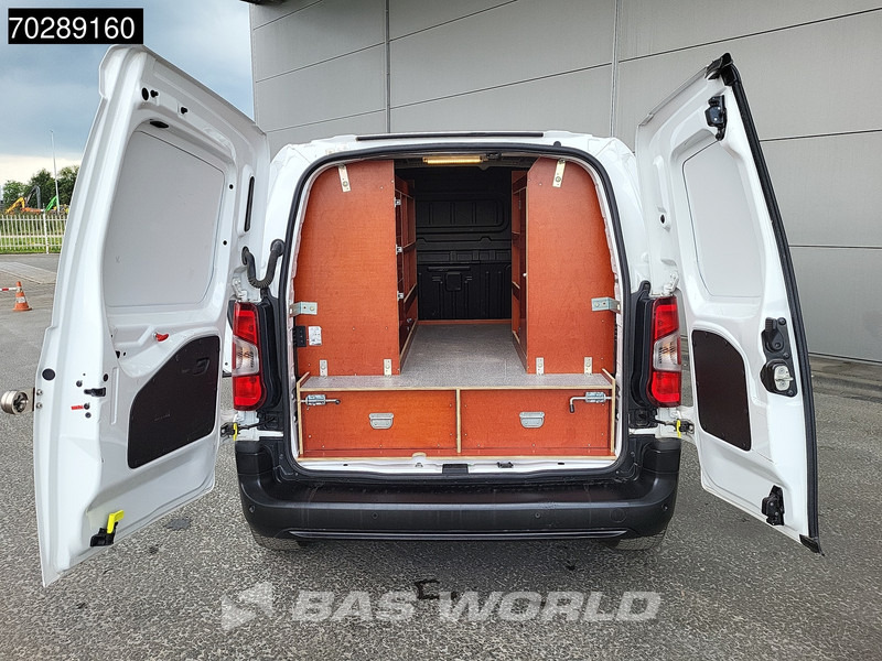 Citroën Berlingo 110Pk L1H1 Benzine Emissievrije Euro6 Automaat Navi Airco Cruise Parkeersensoren L1 3m3 Airco Cruise control - Furgão compacto: foto 3 Citroën Berlingo 110Pk L1H1 Benzine Emissievrije Euro6 Automaat Navi Airco Cruise Parkeersensoren L1 3m3 Airco Cruise control - Furgão compacto: foto 3