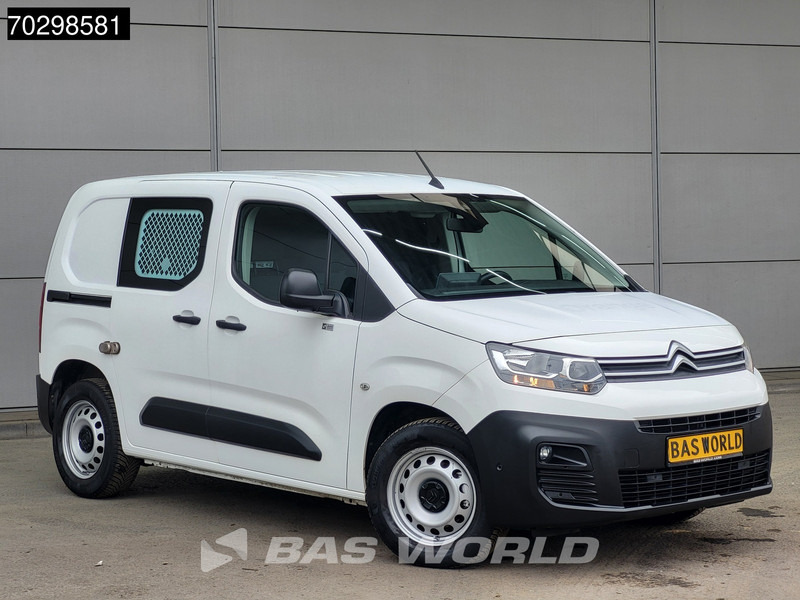 Citroën PureTech 110 Automaat L1H1 Emissievrij Navi Airco Cruise Parkeersensoren Werkplaatsinrichting Euro6 L1 Kompakt Airco Cruise control - Furgão compacto: foto 3 Citroën PureTech 110 Automaat L1H1 Emissievrij Navi Airco Cruise Parkeersensoren Werkplaatsinrichting Euro6 L1 Kompakt Airco Cruise control - Furgão compacto: foto 3