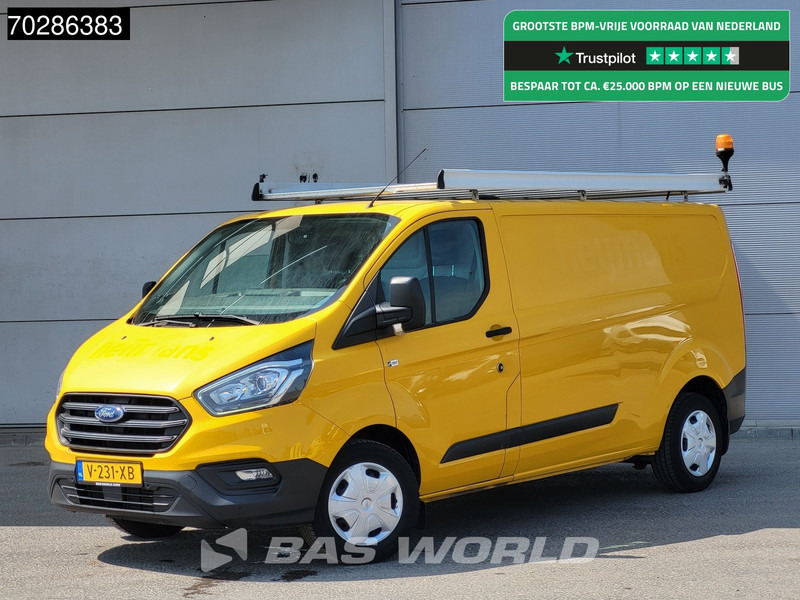 Ford Transit Custom L2H1 LED Trekhaak Airco Cruise Parkeersensoren Imperiaal Euro6 L2 7m3 Airco Trekhaak Cruise control - Furgão compacto: foto 1 Ford Transit Custom L2H1 LED Trekhaak Airco Cruise Parkeersensoren Imperiaal Euro6 L2 7m3 Airco Trekhaak Cruise control - Furgão compacto: foto 1