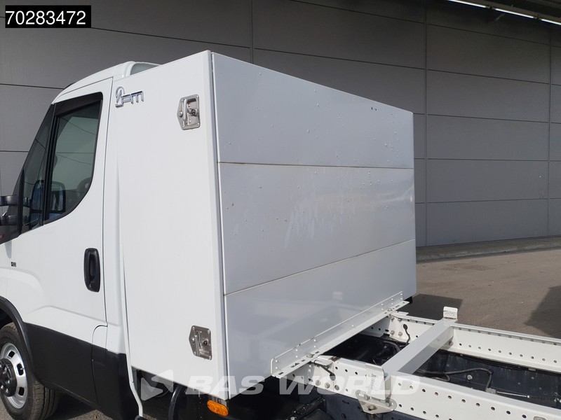 Carrinha basculante Iveco Daily 35C16 3.0L Kipper met Kist Dubbellucht 3,5t Trekhaak Airco Cruise Euro6 Tipper Benne Kieper 2m3 Airco Trekhaak Cruise control: foto 7