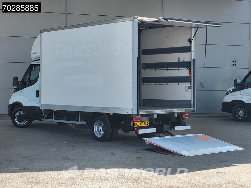 Iveco Daily 35C16 3.0L Laadklep Zijdeur Bakwagen Airco Cruise Euro6 Meubelbak Koffer 20m3 Airco Cruise control - Carrinha de contentor: foto 2 Iveco Daily 35C16 3.0L Laadklep Zijdeur Bakwagen Airco Cruise Euro6 Meubelbak Koffer 20m3 Airco Cruise control - Carrinha de contentor: foto 2