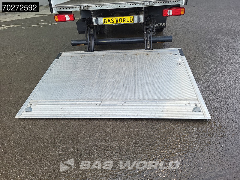 Iveco Daily 35C16 Automaat Laadklep Bakwagen Airco Camera Dubbellucht Meubelbak Koffer Airco - Carrinha de contentor: foto 3 Iveco Daily 35C16 Automaat Laadklep Bakwagen Airco Camera Dubbellucht Meubelbak Koffer Airco - Carrinha de contentor: foto 3