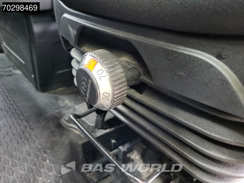 Carrinha de contentor Iveco Daily 35C16 Laadklep Dubbellucht Bakwagen 160PK Airco Cruise Euro6 Meubelbak Koffer Airco Cruise control: foto 17 Carrinha de contentor Iveco Daily 35C16 Laadklep Dubbellucht Bakwagen 160PK Airco Cruise Euro6 Meubelbak Koffer Airco Cruise control: foto 17