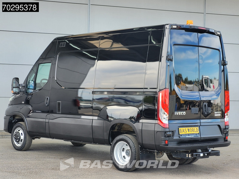 Iveco Daily 35C18 3.0L Automaat L2H2 Dubbellucht 3,5t Trekhaak Navi Airco Cruise Camera Euro6 L2 Airco Trekhaak Cruise control - Furgão: foto 2 Iveco Daily 35C18 3.0L Automaat L2H2 Dubbellucht 3,5t Trekhaak Navi Airco Cruise Camera Euro6 L2 Airco Trekhaak Cruise control - Furgão: foto 2