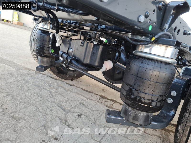 Iveco Daily 35C18 3.0L Automaat Luchtvering Laadklep Zijdeur Dubbellucht Bakwagen 180PK LED Airco Cruise Camera Lat om Lat D'Hollandia Euro6 - Carrinha de contentor: foto 5 Iveco Daily 35C18 3.0L Automaat Luchtvering Laadklep Zijdeur Dubbellucht Bakwagen 180PK LED Airco Cruise Camera Lat om Lat D'Hollandia Euro6 - Carrinha de contentor: foto 5