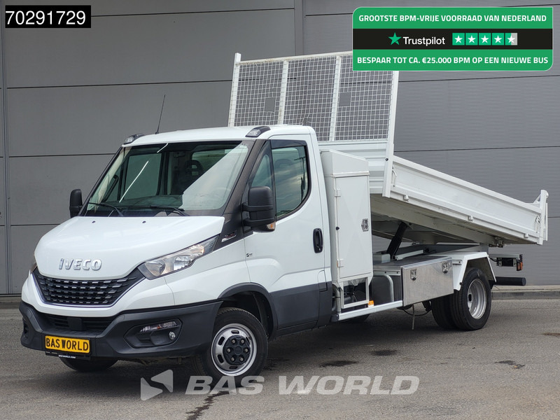 Iveco Daily 35C18 3.0L Automaat Open Laadbak met Kist Dubbellucht 3,5t Trekhaak Cruise Euro6 Pritsche Pickup Open Box 2m3 Trekhaak Cruise co - Carrinha de caixa aberta: foto 1 Iveco Daily 35C18 3.0L Automaat Open Laadbak met Kist Dubbellucht 3,5t Trekhaak Cruise Euro6 Pritsche Pickup Open Box 2m3 Trekhaak Cruise co - Carrinha de caixa aberta: foto 1