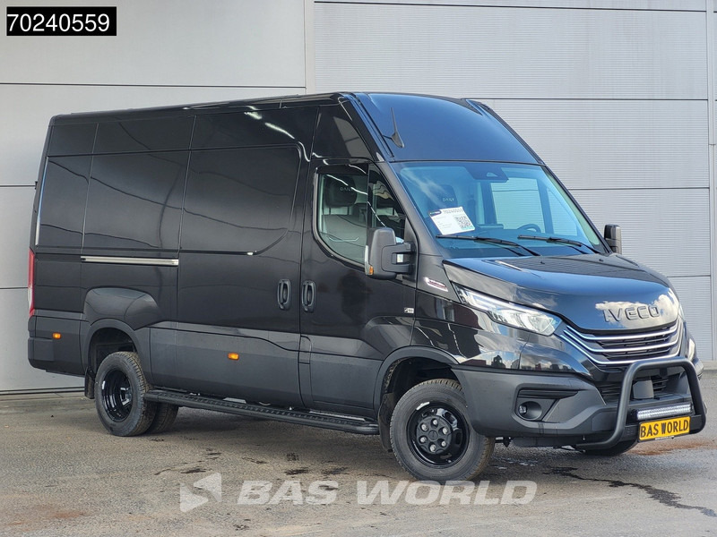 Iveco Daily 35C18 3.0L Black Edition Automaat 2025-Model 180PK L2H2 Dubbellucht 3,5t Trekgewicht ACC Navi LED Airco Camera Euro6 L3 12m3 Air - Furgão: foto 5 Iveco Daily 35C18 3.0L Black Edition Automaat 2025-Model 180PK L2H2 Dubbellucht 3,5t Trekgewicht ACC Navi LED Airco Camera Euro6 L3 12m3 Air - Furgão: foto 5