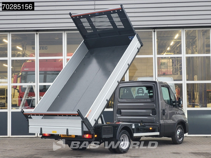 Iveco Daily 35C21 3.0L 210PK Automaat Open Laadbak 2025 model ACC Airco CarPlay Pritsche Pickup Open Box Airco - Carrinha de caixa aberta: foto 2 Iveco Daily 35C21 3.0L 210PK Automaat Open Laadbak 2025 model ACC Airco CarPlay Pritsche Pickup Open Box Airco - Carrinha de caixa aberta: foto 2
