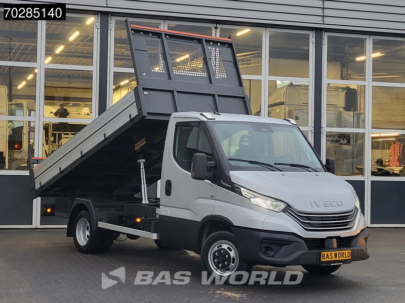 Iveco Daily 35C21 3.0L 210PK Automaat Open Laadbak 2025 model ACC Airco CarPlay Pritsche Pickup Open Box Airco - Carrinha de caixa aberta: foto 2 Iveco Daily 35C21 3.0L 210PK Automaat Open Laadbak 2025 model ACC Airco CarPlay Pritsche Pickup Open Box Airco - Carrinha de caixa aberta: foto 2