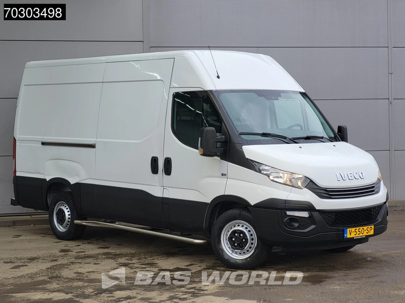Iveco Daily 35S12 Automaat L2H2 3,5t Trekhaak Airco Cruise APK 12-2026 Euro6 L2 Airco Trekhaak Cruise control - Furgão: foto 3 Iveco Daily 35S12 Automaat L2H2 3,5t Trekhaak Airco Cruise APK 12-2026 Euro6 L2 Airco Trekhaak Cruise control - Furgão: foto 3