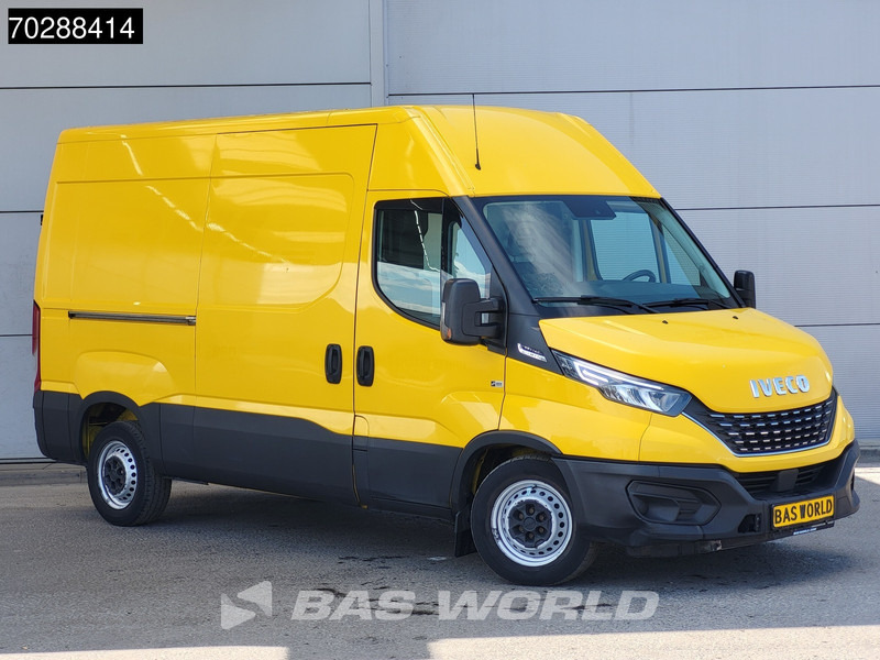 Iveco Daily 35S14 Automaat L2H2 ACC LED 3,5t Trekgewicht Airco Cruise Camera Werkplaatsinrichting Euro6 L2 11m3 Airco - Furgão: foto 3 Iveco Daily 35S14 Automaat L2H2 ACC LED 3,5t Trekgewicht Airco Cruise Camera Werkplaatsinrichting Euro6 L2 11m3 Airco - Furgão: foto 3