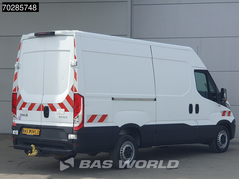 Iveco Daily 35S15 L2H2 3,5t Trekhaak Airco Euro6 L2 12m3 Airco Trekhaak - Furgão: foto 5 Iveco Daily 35S15 L2H2 3,5t Trekhaak Airco Euro6 L2 12m3 Airco Trekhaak - Furgão: foto 5