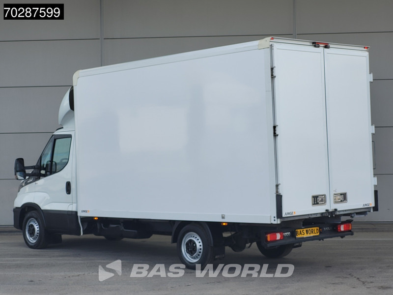 Iveco Daily 35S16 Automaat Bakwagen Achterdeuren Airco Camera Euro6 Meubelbak Koffer 21m3 Airco - Carrinha de contentor: foto 2 Iveco Daily 35S16 Automaat Bakwagen Achterdeuren Airco Camera Euro6 Meubelbak Koffer 21m3 Airco - Carrinha de contentor: foto 2