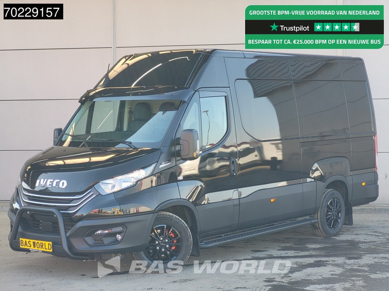 Iveco Daily 35S16 Automaat Black Edition L2H2 Airco Cruise LM-Velgen 3500kg trekgewicht Euro6 L2 12m3 Airco Cruise control - Furgão: foto 1 Iveco Daily 35S16 Automaat Black Edition L2H2 Airco Cruise LM-Velgen 3500kg trekgewicht Euro6 L2 12m3 Airco Cruise control - Furgão: foto 1