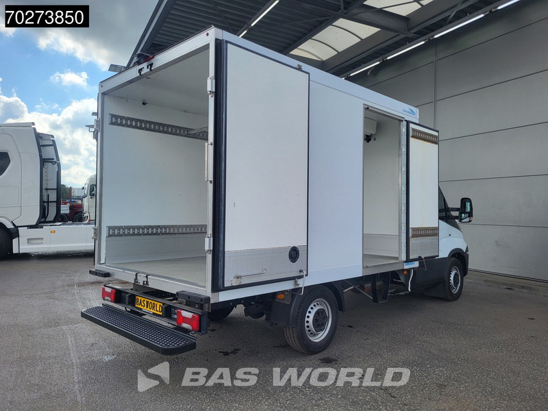 Iveco Daily 35S16 Koelwagen Automaat Carrier Pulsar 400 380V Stekker Airco Cruise Camera Koel Koeler Kühlwagen Kühlkoffer 12m3 Airco Cruise - Carrinha frigorífica: foto 3 Iveco Daily 35S16 Koelwagen Automaat Carrier Pulsar 400 380V Stekker Airco Cruise Camera Koel Koeler Kühlwagen Kühlkoffer 12m3 Airco Cruise - Carrinha frigorífica: foto 3
