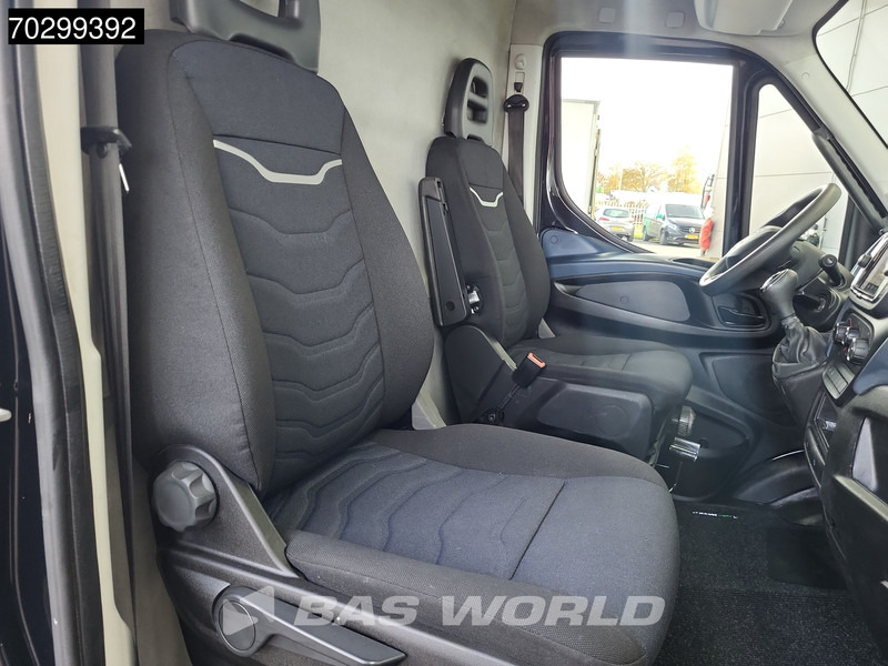 Leasing de Iveco Daily 35S18 3.0L Automaat L2H2 180PK ACC LED Navi Airco 3,5t Trekgewicht Euro6 L2H2 Airco Iveco Daily 35S18 3.0L Automaat L2H2 180PK ACC LED Navi Airco 3,5t Trekgewicht Euro6 L2H2 Airco: foto 12 Leasing de Iveco Daily 35S18 3.0L Automaat L2H2 180PK ACC LED Navi Airco 3,5t Trekgewicht Euro6 L2H2 Airco Iveco Daily 35S18 3.0L Automaat L2H2 180PK ACC LED Navi Airco 3,5t Trekgewicht Euro6 L2H2 Airco: foto 12