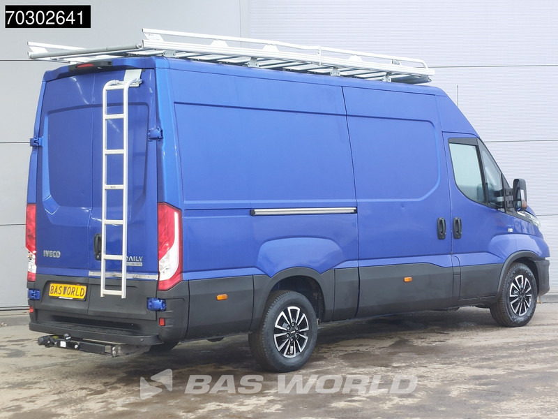 Iveco Daily 35S18 3.0L Automaat L2H2 3,5t Trekhaak 180PK Navi Airco Cruise Camera Parkeersensoren Imperiaal Velgen Euro6 L2 Airco Trekhaak C - Furgão: foto 5 Iveco Daily 35S18 3.0L Automaat L2H2 3,5t Trekhaak 180PK Navi Airco Cruise Camera Parkeersensoren Imperiaal Velgen Euro6 L2 Airco Trekhaak C - Furgão: foto 5