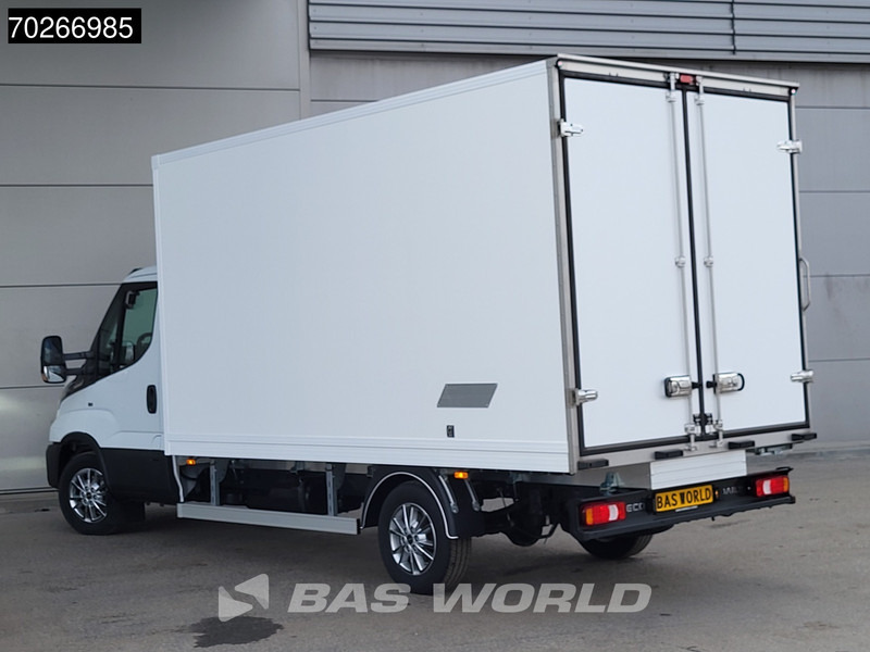 Iveco Daily 35S18 3.0L Koelwagen Thermoking C-250 LED ACC Navi Airco Koel Koeler Kühl Kühler Bakwagen Kühlkoffer 17m3 Airco - Carrinha frigorífica: foto 2 Iveco Daily 35S18 3.0L Koelwagen Thermoking C-250 LED ACC Navi Airco Koel Koeler Kühl Kühler Bakwagen Kühlkoffer 17m3 Airco - Carrinha frigorífica: foto 2