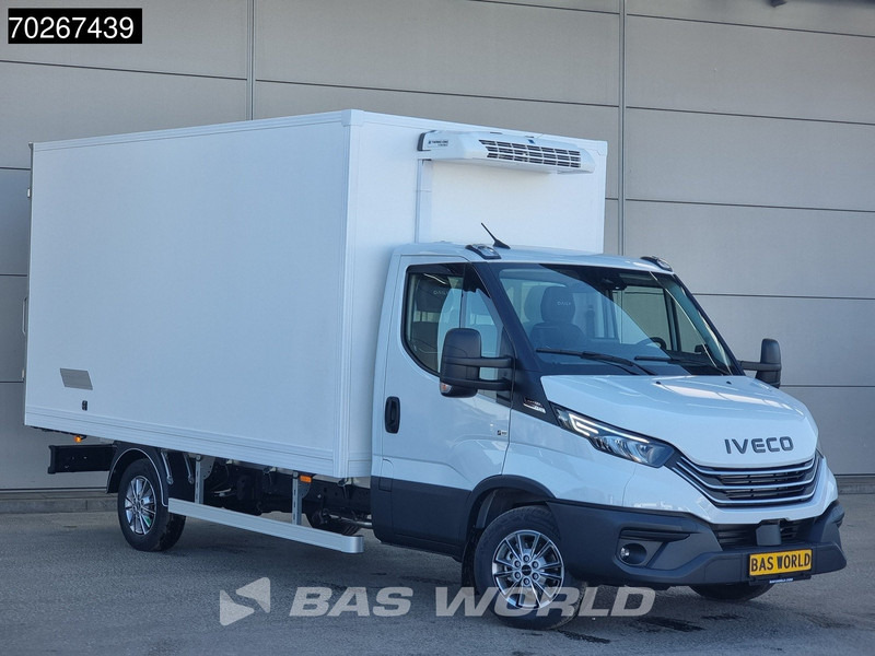 Iveco Daily 35S18 3.0L Koelwagen Vriezer Thermoking V-200 MAX 220V stekker -18 LED Navi Airco ACC Koel Koeler Kühler Bakwagen Kühlwagen Kühl - Carrinha frigorífica: foto 3 Iveco Daily 35S18 3.0L Koelwagen Vriezer Thermoking V-200 MAX 220V stekker -18 LED Navi Airco ACC Koel Koeler Kühler Bakwagen Kühlwagen Kühl - Carrinha frigorífica: foto 3