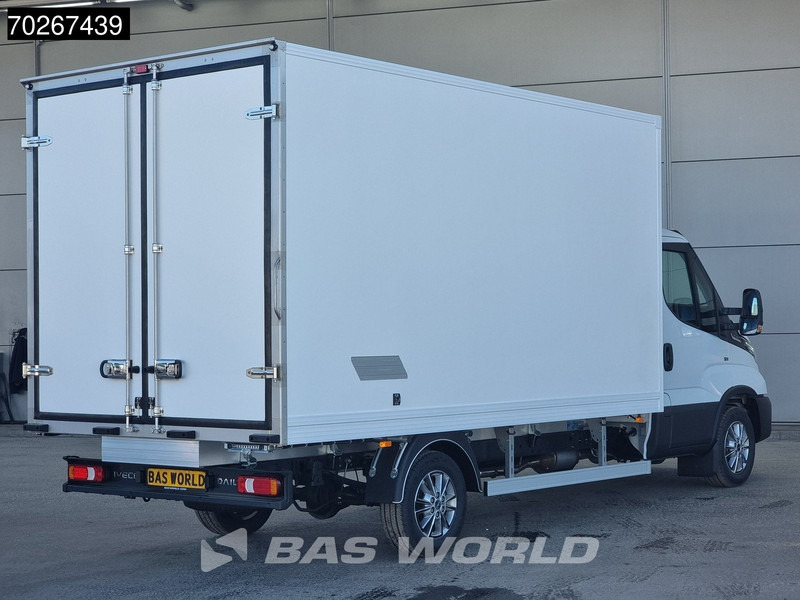 Iveco Daily 35S18 3.0L Koelwagen Vriezer Thermoking V-200 MAX 220V stekker -18 LED Navi Airco ACC Koel Koeler Kühler Bakwagen Kühlwagen Kühl - Carrinha frigorífica: foto 5 Iveco Daily 35S18 3.0L Koelwagen Vriezer Thermoking V-200 MAX 220V stekker -18 LED Navi Airco ACC Koel Koeler Kühler Bakwagen Kühlwagen Kühl - Carrinha frigorífica: foto 5