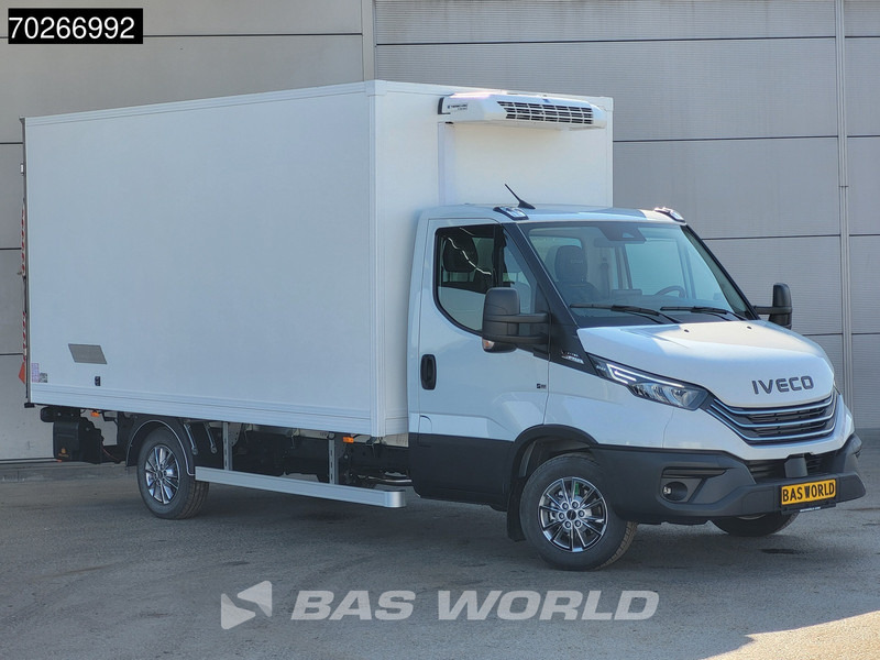 Iveco Daily 35S18 3.0L Laadklep Koelwagen Vriezer Thermoking V-200 MAX 220V stekker -18 LED Navi Airco ACC Koel Koeler Kühler Kühlwagen Kühl - Carrinha frigorífica: foto 5 Iveco Daily 35S18 3.0L Laadklep Koelwagen Vriezer Thermoking V-200 MAX 220V stekker -18 LED Navi Airco ACC Koel Koeler Kühler Kühlwagen Kühl - Carrinha frigorífica: foto 5