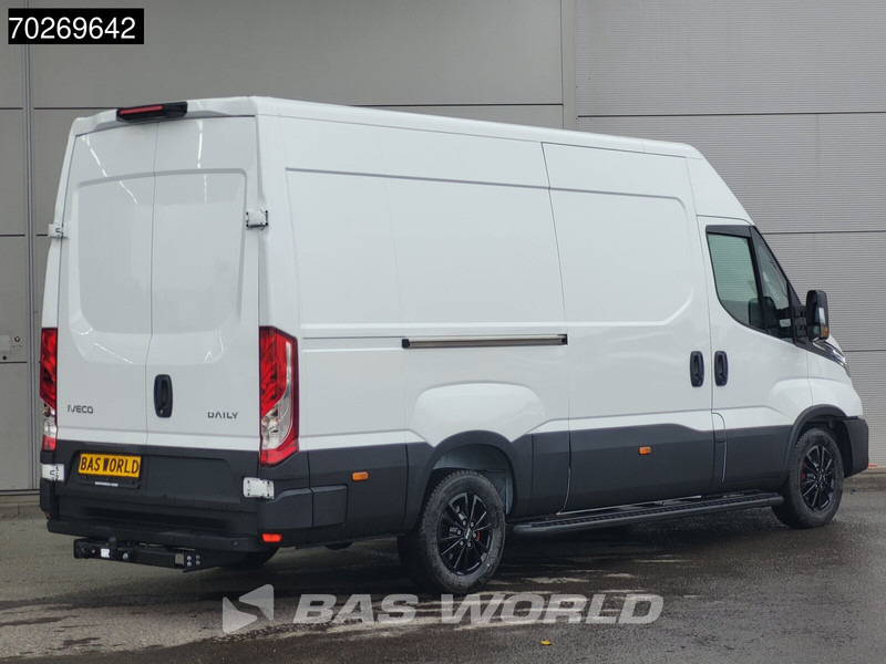 Iveco Daily 35S21 3.0L Automaat Black Edition 2025 model L2H2 Trekhaak Tacho ACC LED CarPlay Velgen Camera 12m3 Airco Trekhaak - Furgão: foto 5 Iveco Daily 35S21 3.0L Automaat Black Edition 2025 model L2H2 Trekhaak Tacho ACC LED CarPlay Velgen Camera 12m3 Airco Trekhaak - Furgão: foto 5